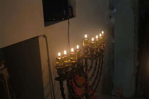 חנוכייה תקריב2